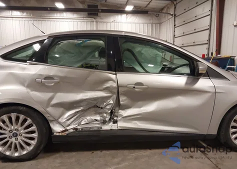 2012 Ford Focus Titanium from USA, damaged, VIN 1FAHP3J26CL174518